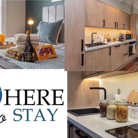 Stylish 2Bed Apartment Underneath Edinburgh Castle ภายนอก รูปภาพ