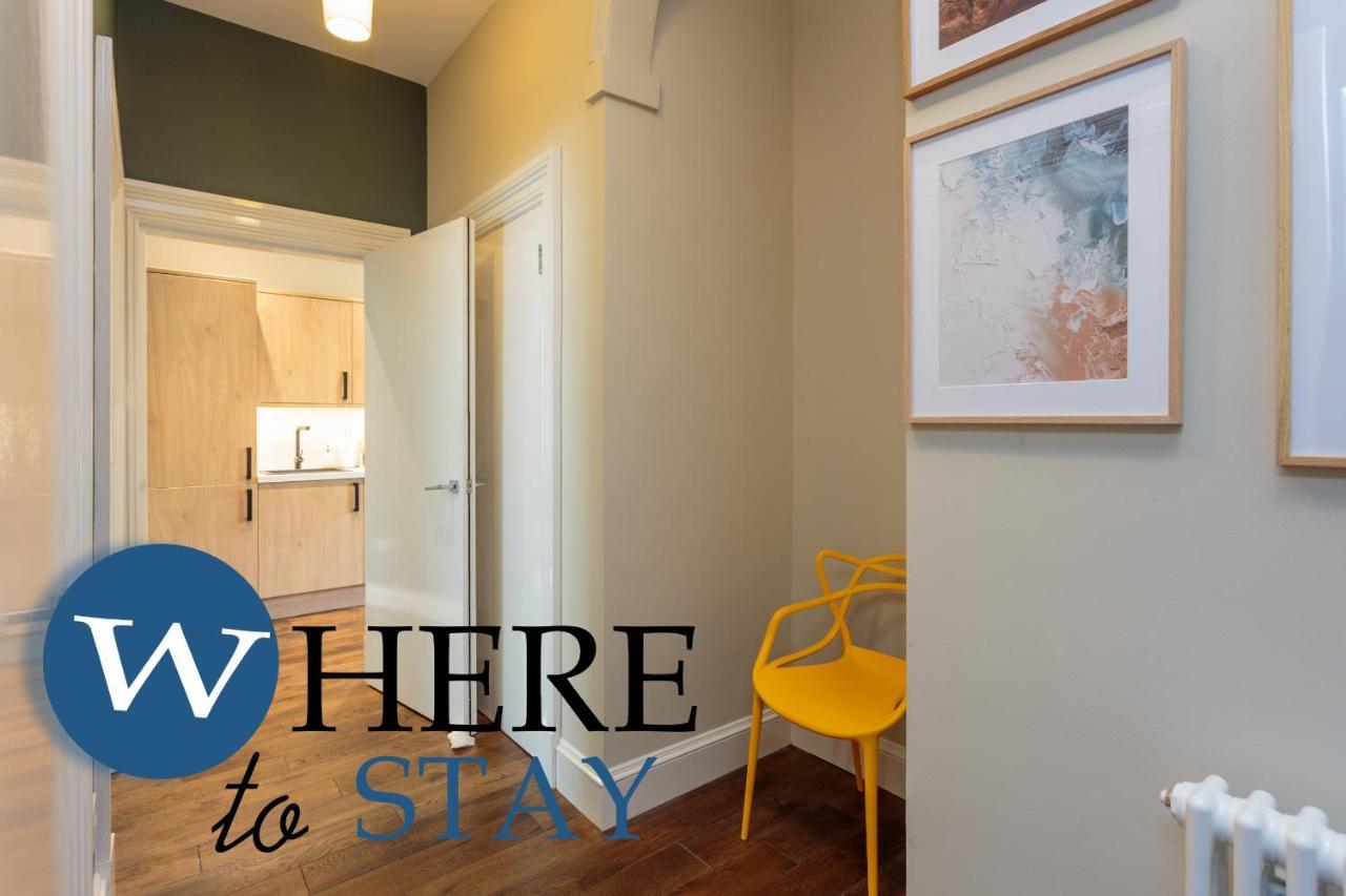 Stylish 2Bed Apartment Underneath Edinburgh Castle ภายนอก รูปภาพ