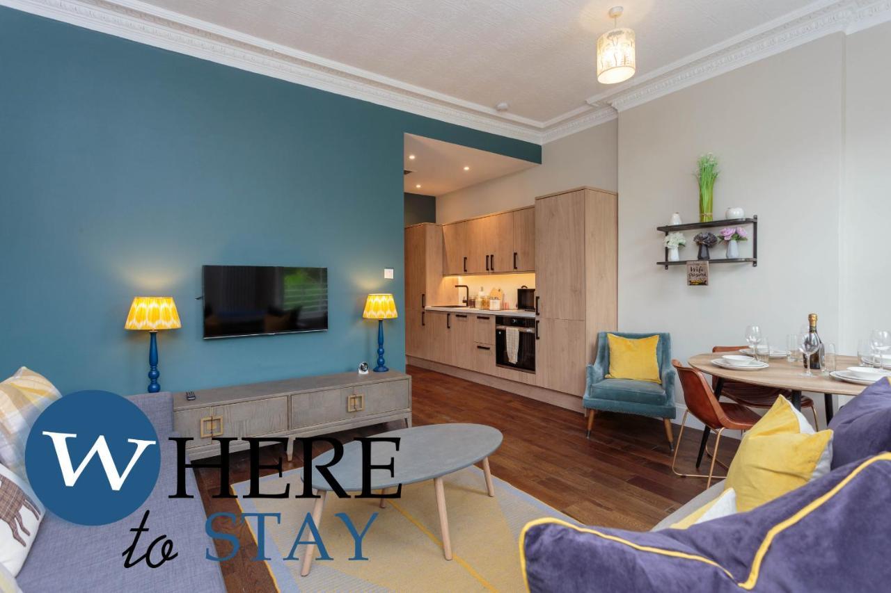 Stylish 2Bed Apartment Underneath Edinburgh Castle ภายนอก รูปภาพ