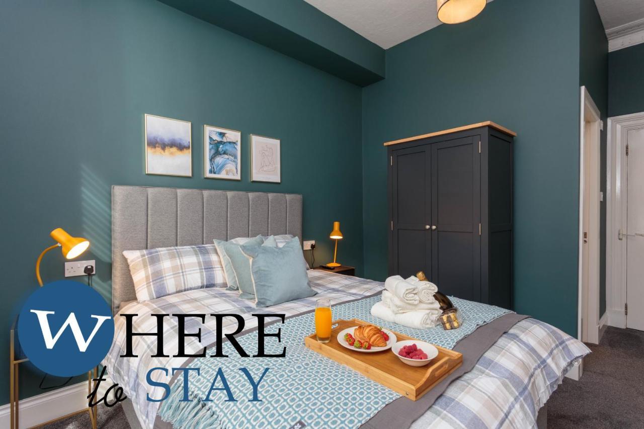 Stylish 2Bed Apartment Underneath Edinburgh Castle ภายนอก รูปภาพ